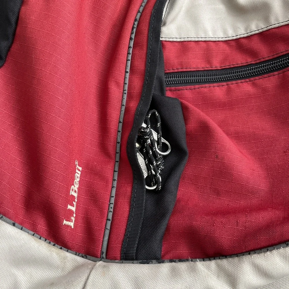 L.L. Bean Stowaway Sling Crossbody‎ Bag Gray/Red/Black Hiking Outdoor